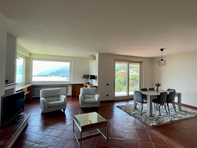 Casa Caponetti Villa Costa Volpino Luaran gambar