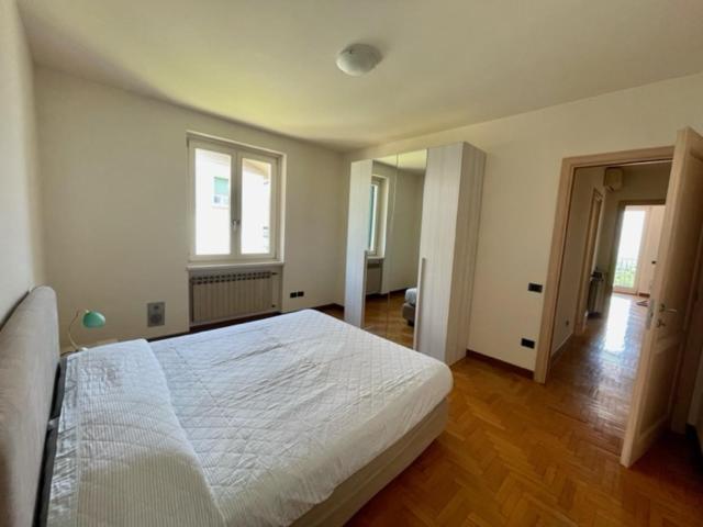 Casa Caponetti Villa Costa Volpino Luaran gambar